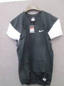 lot 359 image: 6 Nike Black with White Football Un...