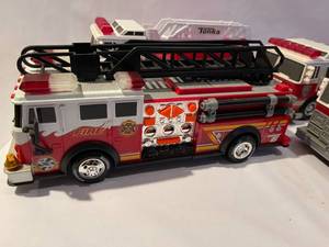 lot 104 image: Vintage Plastic Firetrucks