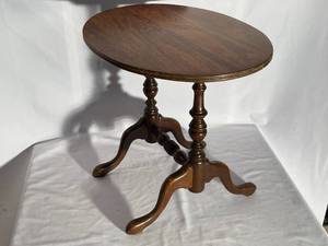 lot 134 image: Ornate Wooden Accent Table
