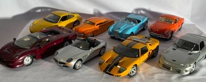 lot 138 image: 8 Vintage Die Cast Model Cars