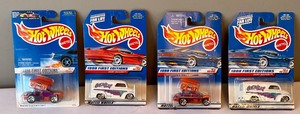 lot 207 image: Large Lot of Hot Wheels Cars in Original Packaging