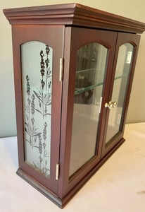 lot 219 image: Petite Glass Display Case with Frosted Glass Sides