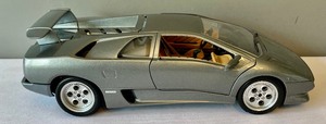 lot 317 image: Die Cast Model Cars and a Truck