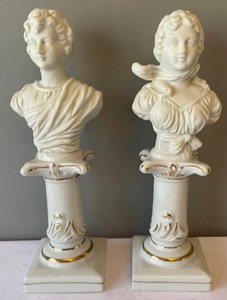lot 324 image: 2 Ceramic Busts on Columns