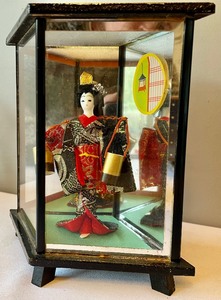 lot 334 image: Stunning Encased Asian Dolls