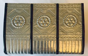 lot 354 image: Decorative Tin Covered Wooden Box