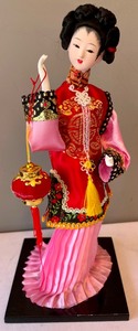 lot 342 image: Adorable Asian Dolls