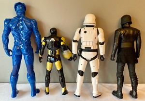 lot 112A image: Amazing Action Figures