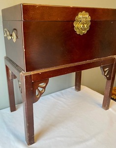 lot 142 image: Powell Wooden Accent Storage Piece