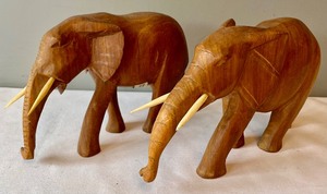 lot 153 image: Wooden Elephant Lot