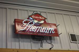 Grain Belt Neon