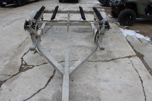 lot 48 image: 1995 Triton Water Craft Trailer