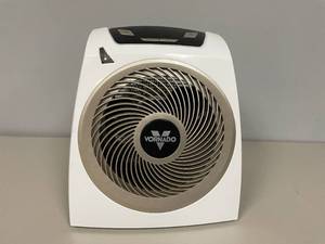 Vornado Portable Whole Room Heater w Auto Climate