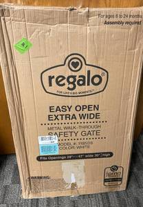 Regalo White Metal Easy Step Walk Through Safety Gate