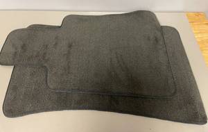 BMW 2-3 Front Gray Car Mats