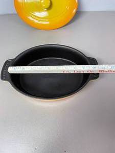 Parini Retro Yellow and Orange Oval Baking Dish with Lid.&nbsp