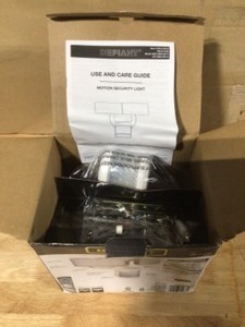 lot 3 image: Defiant 180° White LED Motion Outdoor Security Light Open box