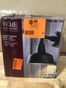 lot 54 image: Home Decorators Collection Hargreaves 11 in. One-Light Black Rustic Farmhouse Outdoor Wall Lantern Sconce with Seeded Glass Open box