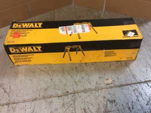 15.4 lbs. Heavy Duty Work Stand with Miter Saw Mounting Brackets by DEWALT Customer Returns See Pictures
