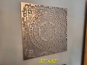 lot 80 image: Aluminum Wall Hanging
