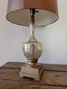 lot 110 image: Mercury Glass Table Lamp