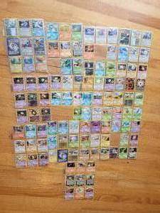 lot 33 image: 08-09 Pokmon (199 Count)