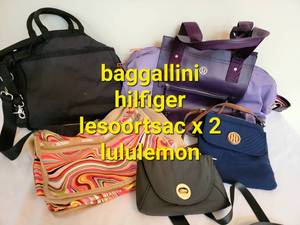 lot 218 image: Travelbag Collection, 5 Bags  Baggalini  Tommy Hilfiger  LeSportsac  Lulu Lemon