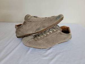 lot 242 image: Mens Prada Sneakers  Size 10.5
