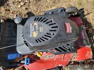 lot 191 image: Toro Recycler 22 Gas Powered Walk Behind Lawn Mower