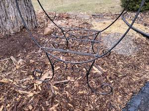 lot 68A image: Iron Garden Telis