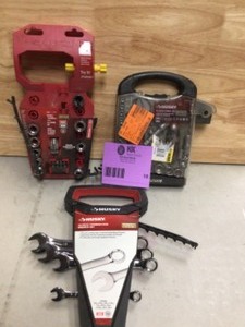 Lot of husky tool equipment