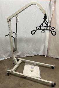 lot 11 image: MSRP $1900 Top Of The Line In High Quality Hoyer Haudraulic Patient Lifts with Sling On Wheels - 400lb Capacity 6 Point Cradle Many Uses For This Powerful Lift - Mechanics, Veterinary Clinics, Etc. Excellent Condition