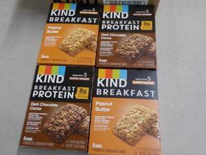 Case of 32 KIND Breakfast Protein B...