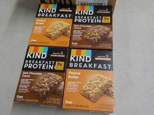 Case of 32 KIND Breakfast Protein B...