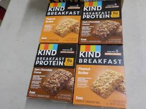 Case of 32 KIND Breakfast Protein B...