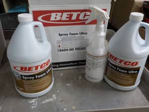 2 Gallon Jugs Betco Spray Foam Ultr...