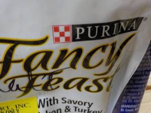 3 lb. Bag Purina Fancy Feast Gourme...