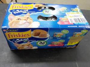 32 Cans Friskers Cat Food...