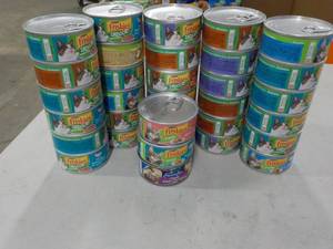 33 Cans Friskies Cat Food...