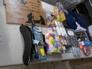 Random Lot- see all pictures...