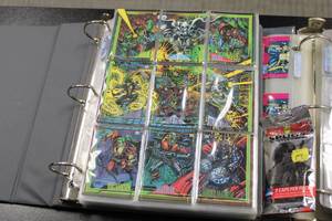 Comic Book Trading Card Lot w Bonus