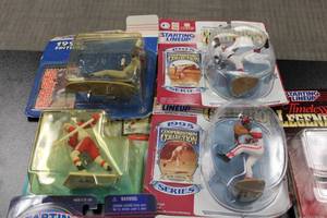 Kenner Starting Lineup Lot  12 Figures
