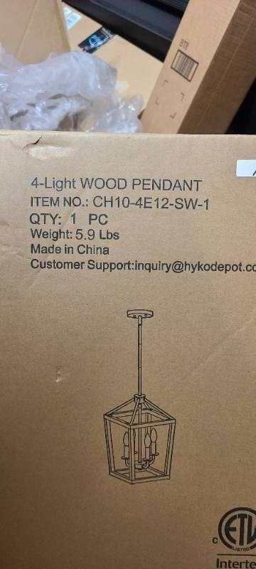 lot 116 image: Farmhouse 4 Light Wood Pendant Chandelier