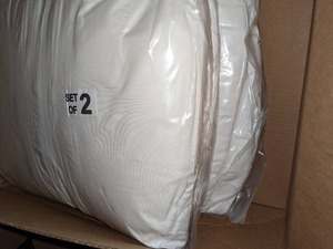 lot 120 image: 2 Sets of 18x18 Down and Feather Pillow Inserts