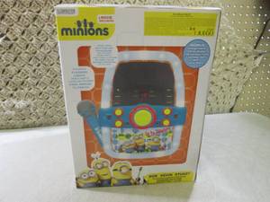 lot 1 image: (F-3) Minions Flashing Lights Karao...