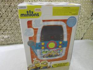 lot 2 image: (F-3) Minions Flashing Lights Karao...