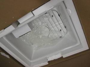 lot 43 image: (EW4) Ceramic Sink Open Box...