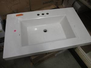 lot 49 image: (RM4) Ceramic Sink Out of Box Scrat...