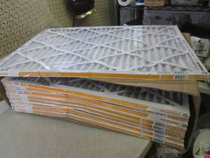 lot 75 image: (EW2) Box of 9 Arm & Hammer Enhance...