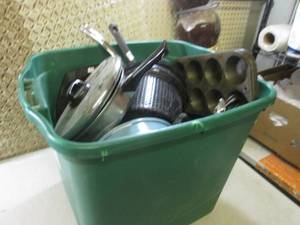 lot 105 image: (RMC) Tote Full of Assorted Kitchen...